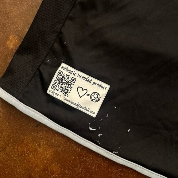 PUMA Pumas UNAM Soccer Jersey Size Men’s Large - Picture 9 of 9